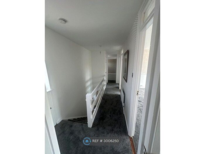 3 Bedroom Terraced House To Rent In Coldstream Walk, Derby, DE24