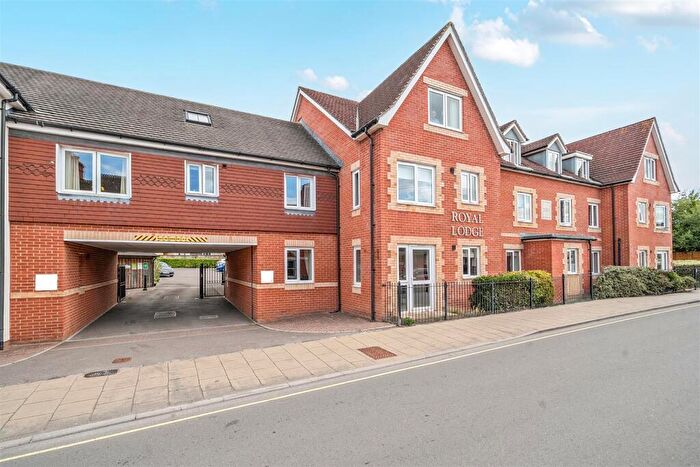 1 Bedroom Retirement Property For Sale In Newbury, Gillingham, SP8