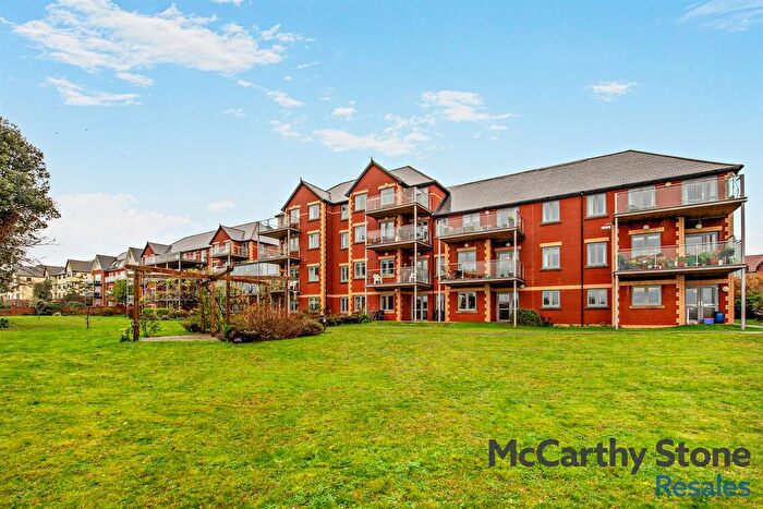 2 Bedroom Flat For Sale In Roswell Court, Douglas Avenue, Exmouth, EX8