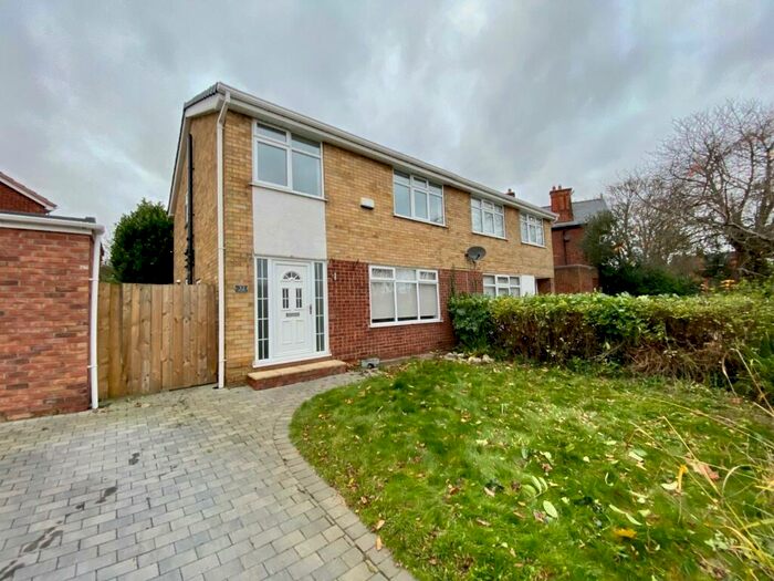 4 Bedroom Semi-Detached House To Rent In Station Road, Hessle, East Yorkshire, HU13
