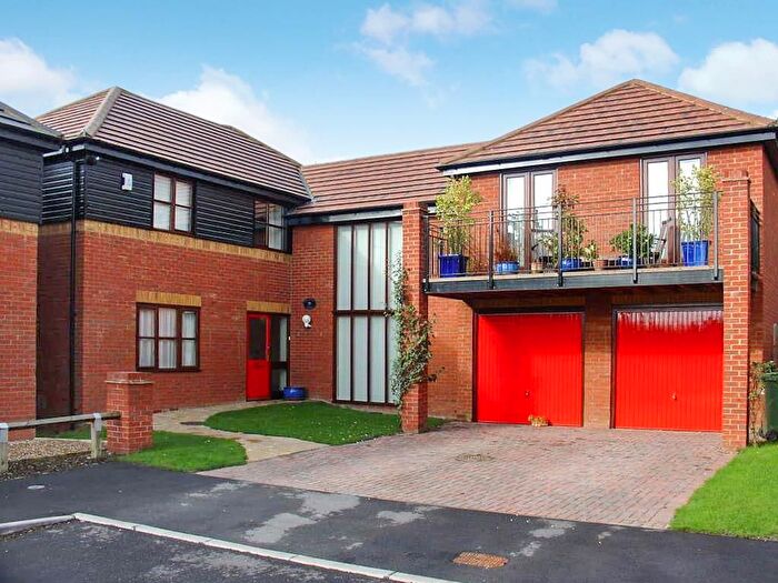 5 Bedroom Detached House To Rent In Winstanley Lane, Shenley Lodge, MK5