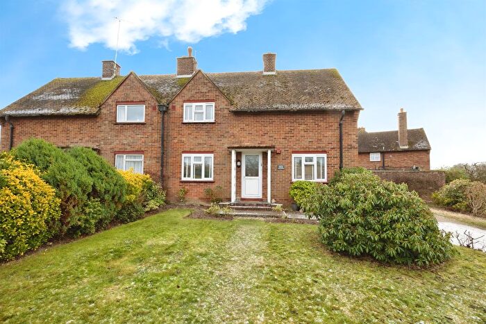 3 Bedroom Semi Detached House For Sale In Abbots Walk, Wye, Ashford, TN25