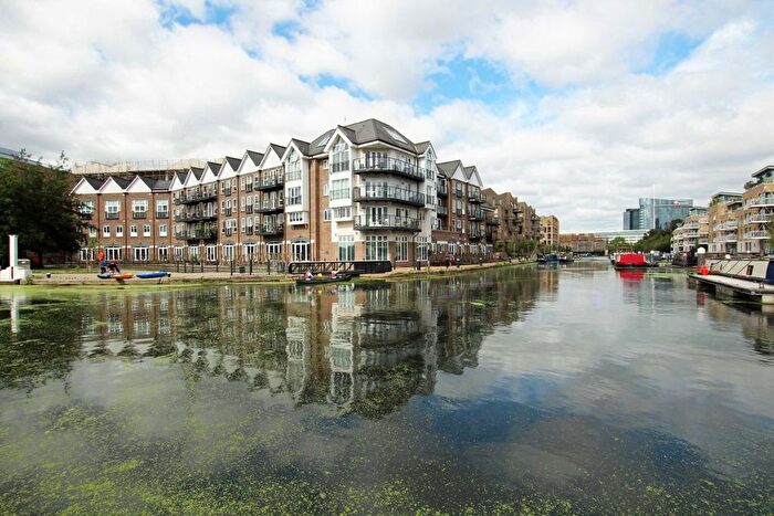 2 Bedroom Flat To Rent In Durham Wharf Drive, Brentford, TW8