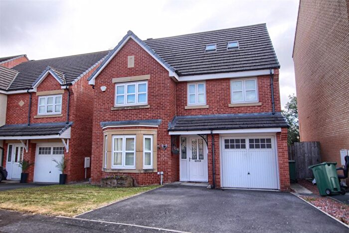 6 Bedroom Detached House For Sale In Kenwood Crescent, Ingleby Barwick, TS17