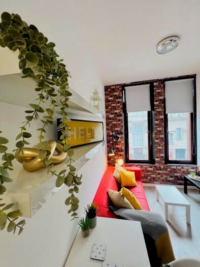 1 Bedroom Flat To Rent In Sir Thomas House - Studio Available, L1