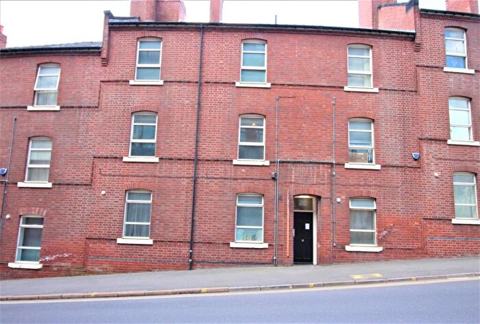3 Bedroom Apartment To Rent In Campo Lane, Sheffield, S1
