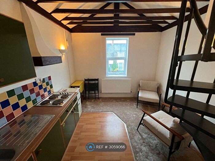 Studio To Rent In The Promenade, Swansea, SA1