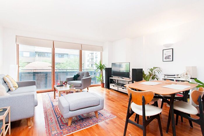 2 Bedroom Flat To Rent In Poole Street, London, N1