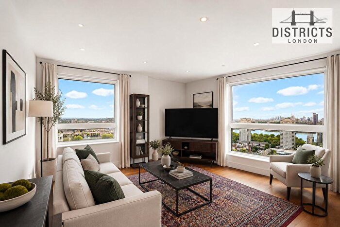 3 Bedroom Flat For Sale In Duckman Tower, Lincoln Plaza, E14
