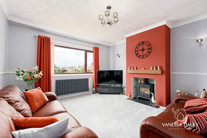 2 Bedroom Bungalow For Sale In Dunbar Drive, Preston, PR2