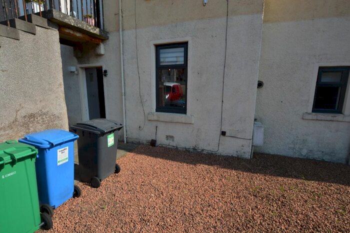 1 Bedroom Flat To Rent In Tweed Street, Methil, KY8