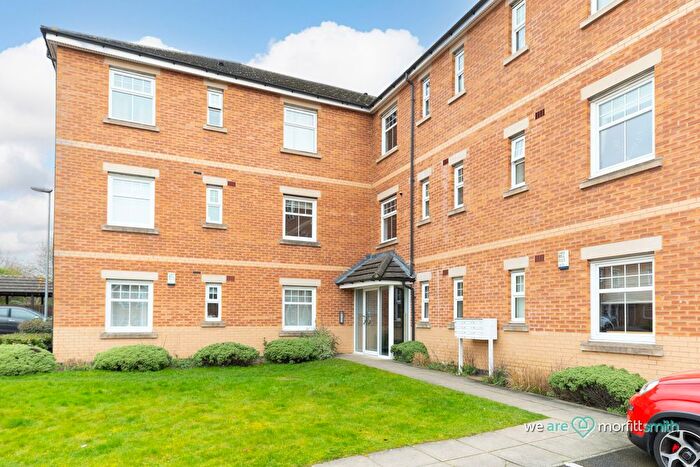 1 Bedroom Flat For Sale In Oxclose Park Gardens, Halfway, S20