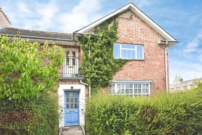 2 Bedroom Maisonette For Sale In Leicester Court, Silver End, Witham, CM8