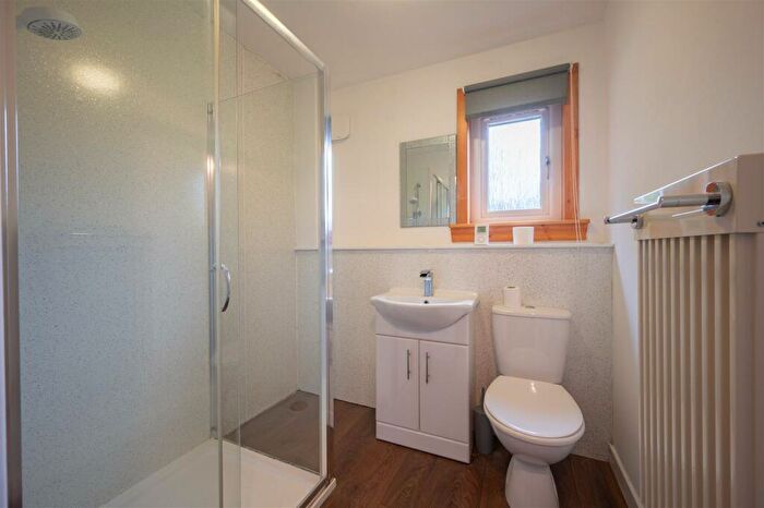 1 Bedroom Apartment For Sale In Kinmylies Way, Inverness, IV3