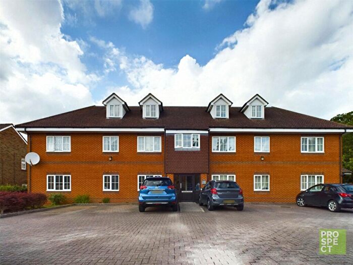 2 Bedroom Apartment To Rent In Blatchly House, Roebuck Estate, Binfield, Bracknell, RG42