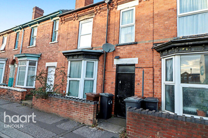 2 Bedroom Terraced House For Sale In Dixon Street, Lincoln, LN5