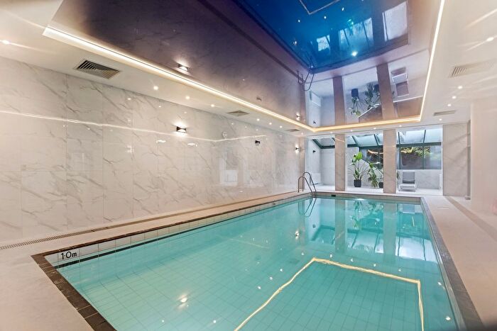 4 Bedroom Terraced House To Rent In Ridgeway Gardens, Highgate, N6