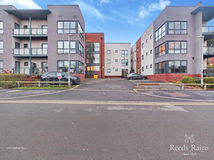 2 Bedroom Apartment For Sale In Edmunds Vale, The Sands, Durham, DH1