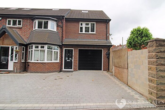 3 Bedroom Flat To Rent In College Road, Handsworth Wood, Birmingham, B20