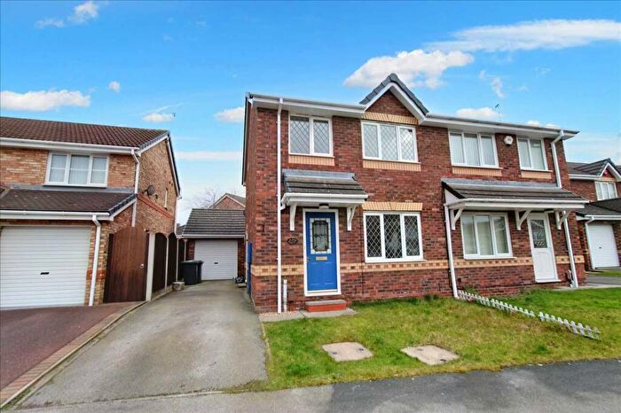 3 Bedroom Semi-Detached House To Rent In Southwell Rise, Giltbrook, Nottingham, NG16