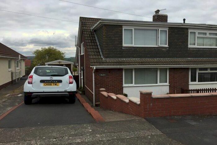 3 Bedroom Property To Rent In Penrhiw Road, Swansea, SA6