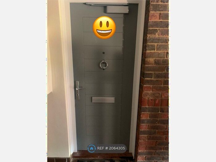 2 Bedroom Flat To Rent In Orchard Road, Northfleet, Gravesend, DA11