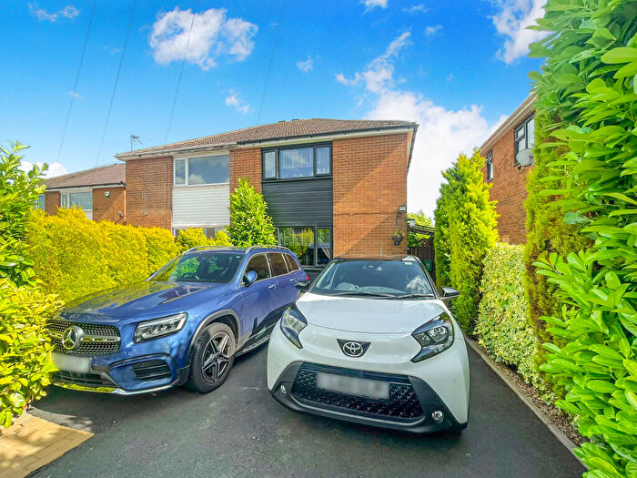 3 Bedroom Semi Detached House For Sale In Patterdale Drive, Dalton, Huddersfield, Kirklees, HD5