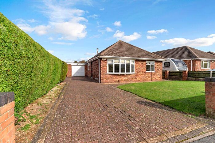 3 Bedroom Detached Bungalow To Rent In Chestnut Road, Waltham, DN37