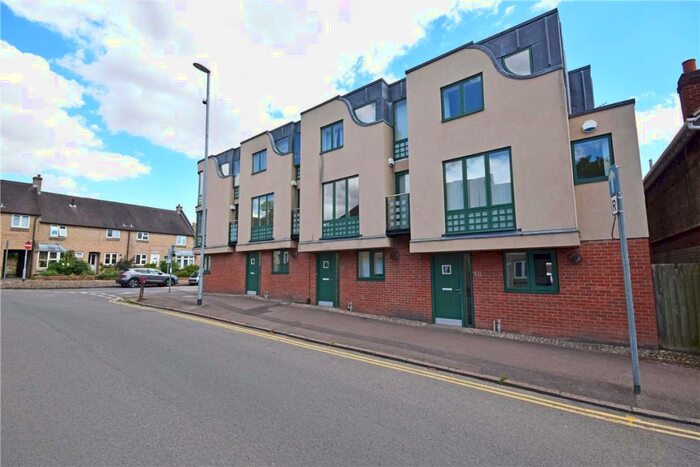 3 Bedroom End Of Terrace House To Rent In Albion Row, Cambridge, CB3