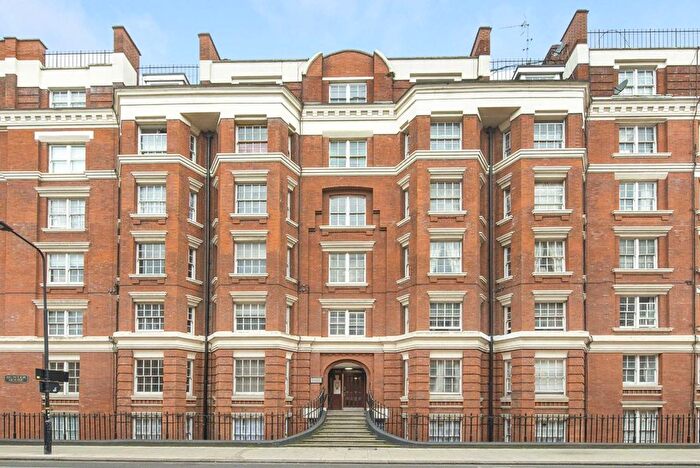 2 Bedroom Flat To Rent In Hunter Street, London, WC1N