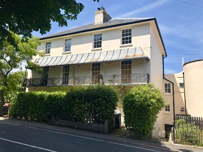 3 Bedroom Flat To Rent In Wyke Road, Weymouth, DT4