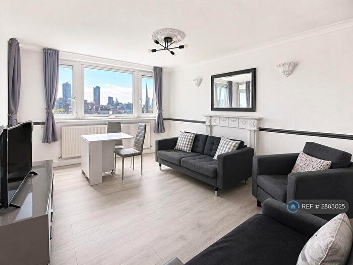 2 Bedroom Flat To Rent In Rahere House, London, EC1V