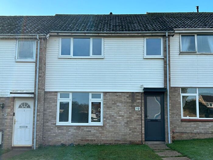 3 Bedroom Terraced House To Rent In Oak Hill Close, Wrentham, NR34