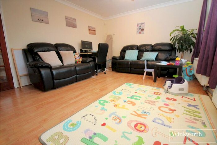 3 Bedroom Terraced House To Rent In Dales Road, Borehamwood WD6