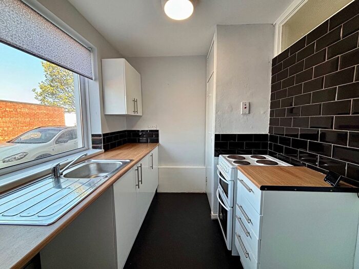 2 Bedroom Flat To Rent In Rowan Court, Newcastle Upon Tyne, NE12