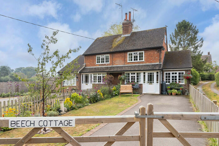 2 Bedroom Semi-Detached House For Sale In Kingsland, Newdigate, Dorking, RH5