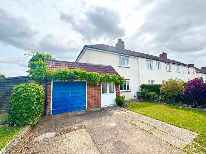 3 Bedroom Semi Detached House For Sale In Gloucester Road, Guildford, GU2