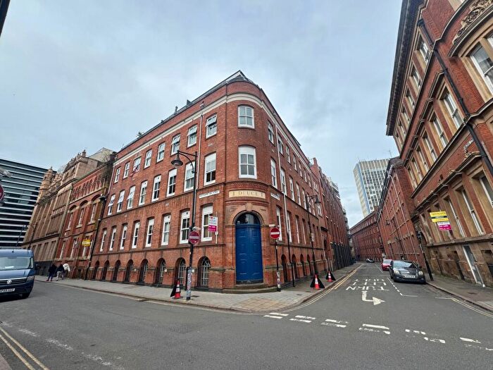 2 Bedroom Apartment To Rent In Wimbledon Street, Leicester, LE1