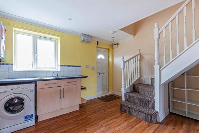 2 Bedroom End Of Terrace House For Sale In Philip Street, Canton, Cardiff, CF11