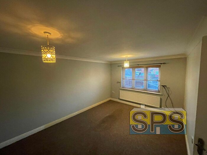 2 Bedroom Flat For Sale In Chasewater Drive, Stoke-On-Trent, ST6