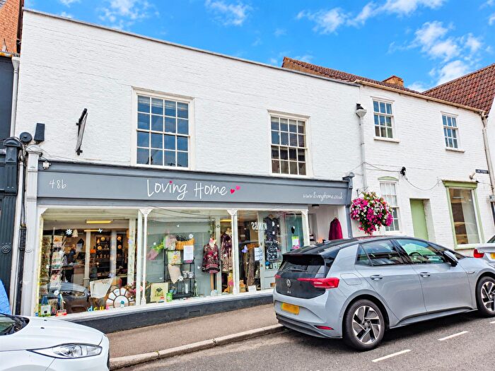 2 Bedroom Flat For Sale In Long Street, Wotton-Under-Edge, GL12