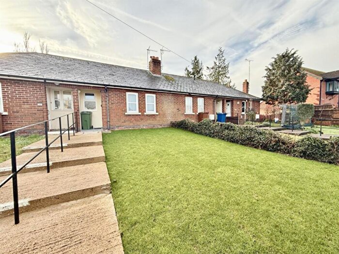 1 Bedroom Terraced Bungalow For Sale In Longford Lane, Gloucester, GL2
