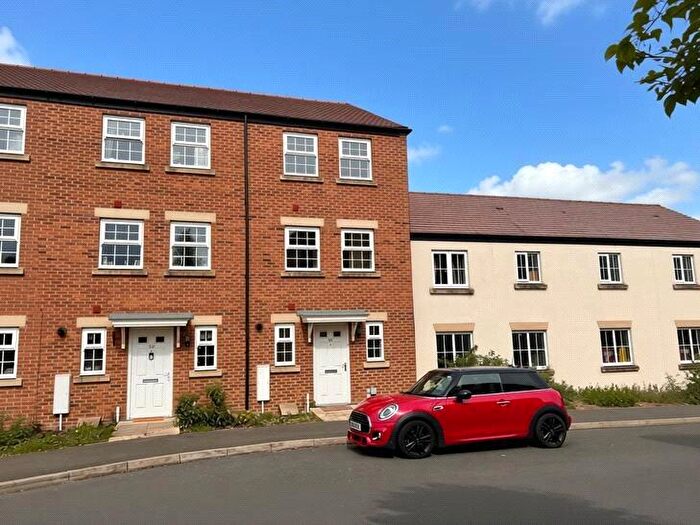 4 Bedroom House To Rent In Horse Fair Lane, Rothwell, Kettering, Northamptonshire, NN14