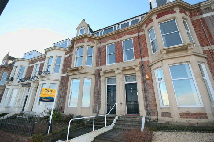 3 Bedroom Apartment To Rent In Beverley Terrace, Cullercoats, North Shields, Tyne & Wear, NE30