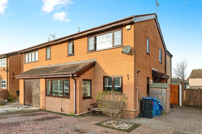 4 Bedroom Semi Detached House For Sale In Brynmor Avenue, Rhyl, Denbighshire, LL18