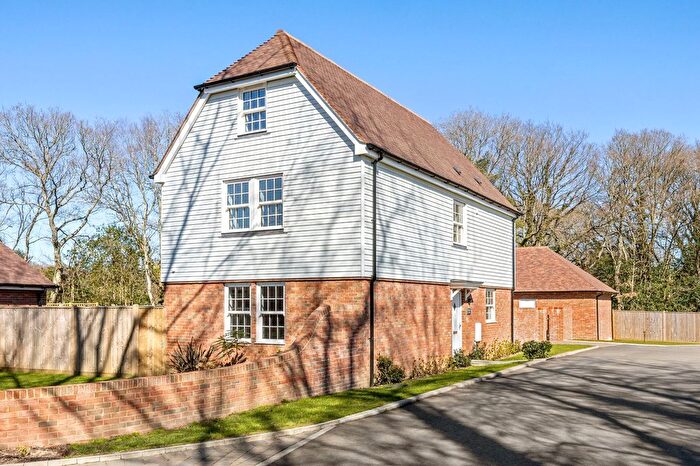 4 Bedroom Detached House For Sale In Cross In Hand, Heathfield, TN21