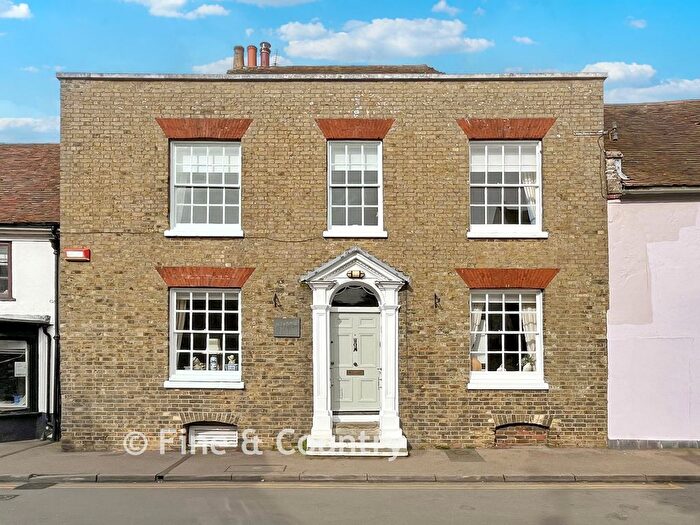 4 Bedroom End Of Terrace House For Sale In The Street, Ash, CT3