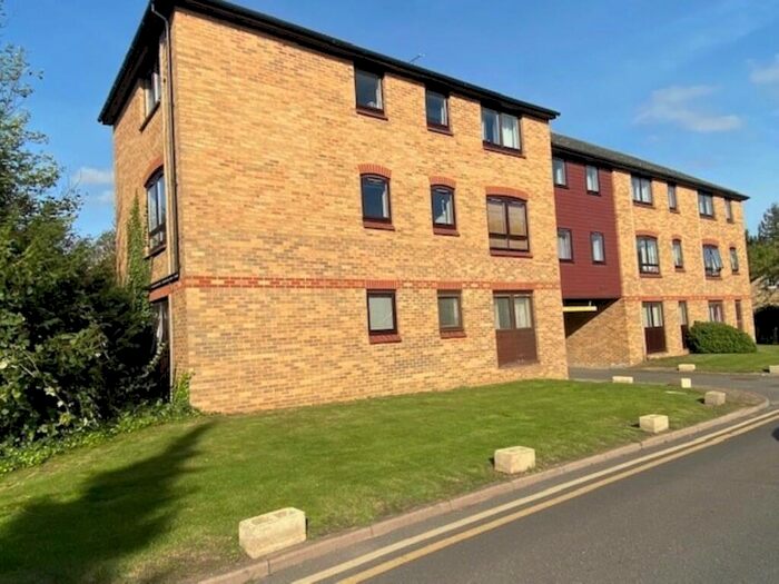 1 Bedroom Apartment To Rent In Oakley Court, Mill Road, Royston, SG8