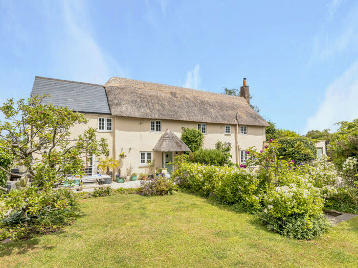 4 Bedroom Detached House For Sale In South View, Broadmayne, Dorchester