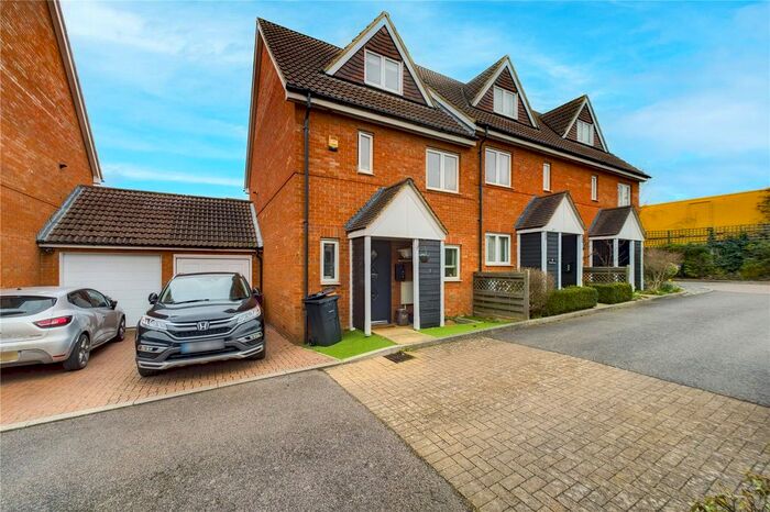4 Bedroom End Of Terrace House To Rent In Charding Crescent, Royston, Hertfordshire, SG8